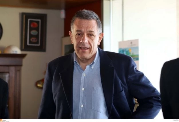 Ν. Ταχιάος: Προσβλητική φαρσοκωμωδία τα δήθεν «εγκαίνια του μετρό»